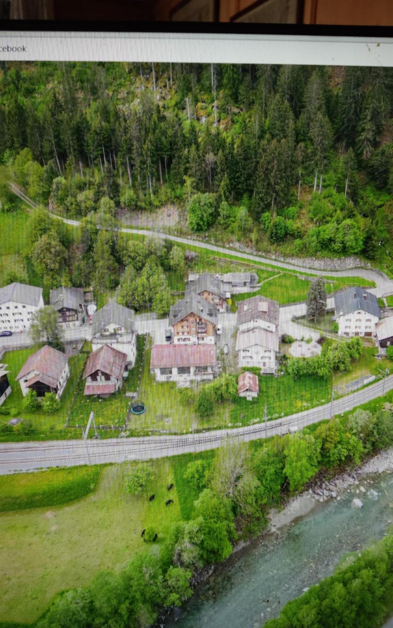 Ustria Crusch Alva Bed and Breakfast Tavanasa Exteriör bild