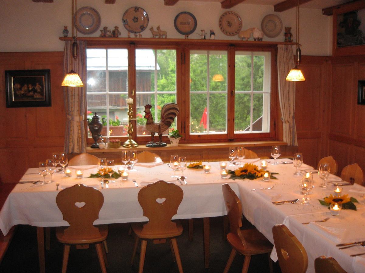 Ustria Crusch Alva Bed and Breakfast Tavanasa Exteriör bild